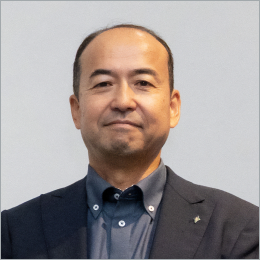 鈴木 克史 氏